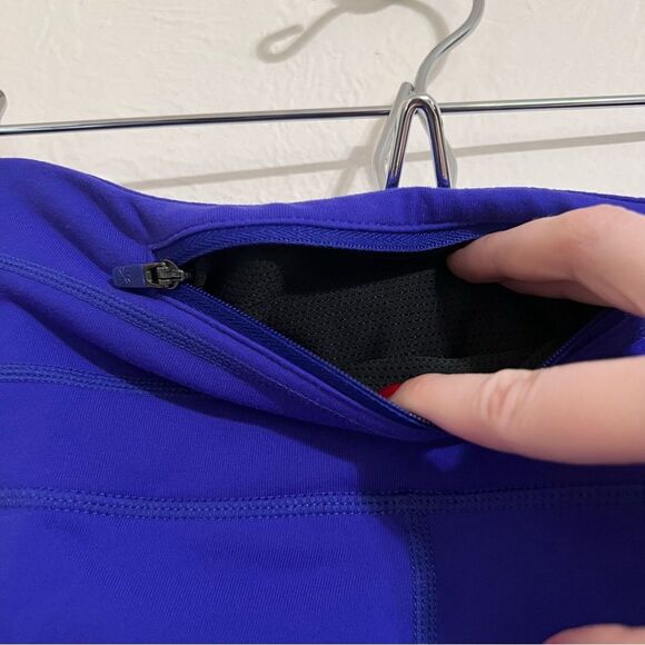 Athleta Ultramarine blue mesh capri cropped leggings, size XS - Picture 6 of 7